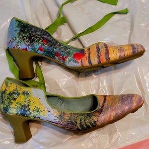 Gorgeous CAMPER shoes 10 Women's pumps. 2" comfort GLAM!